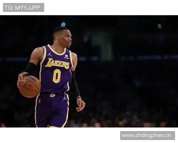 弗莱分析威少身份认知与球队需求不匹配的深层原因